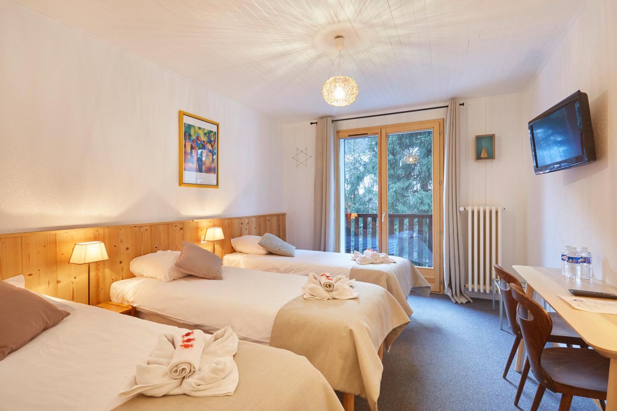 Hotel Eliova L'Eau Vive Châtel Eksteriør billede