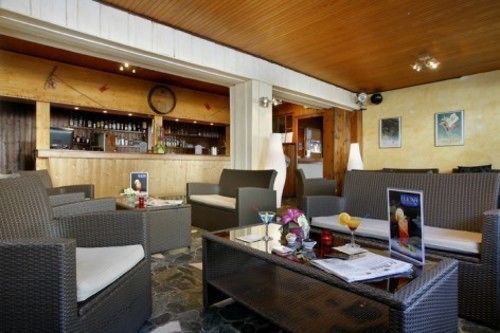Hotel Eliova L'Eau Vive Châtel Eksteriør billede